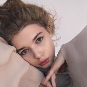 Meet your Posher, Annabelle